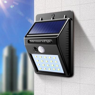 מנורת קיר סולארית עם חיישן תנועה ותאורת LED